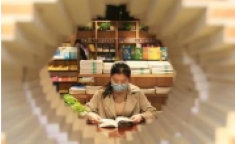 世界讀書日-讓我們一起快樂地讀書，翱翔在書的海洋里！